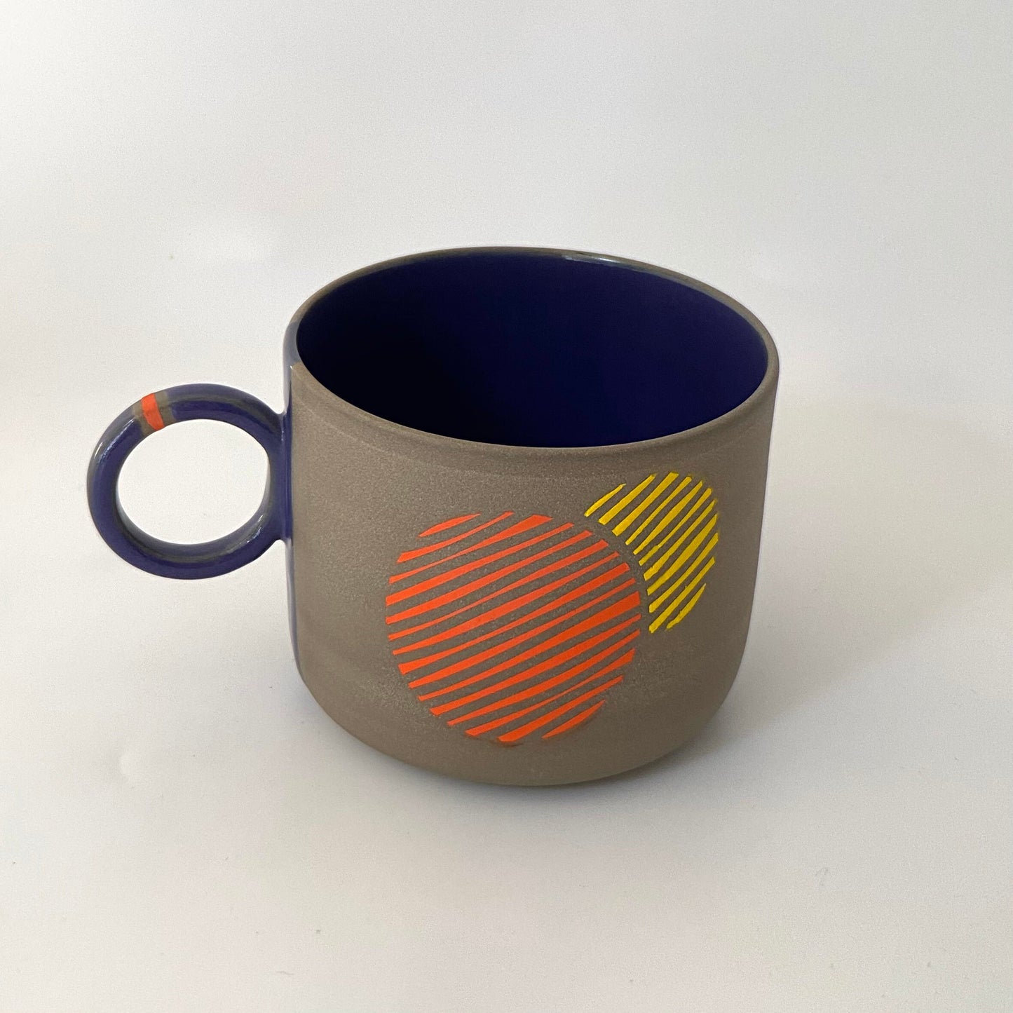 Stoneware Mug Modern Pottery Tumbler with Handle Large Ceramic Cup Sun Mug Perfect Coffee Lover Gift and New Job Gift Artisan Drinkware