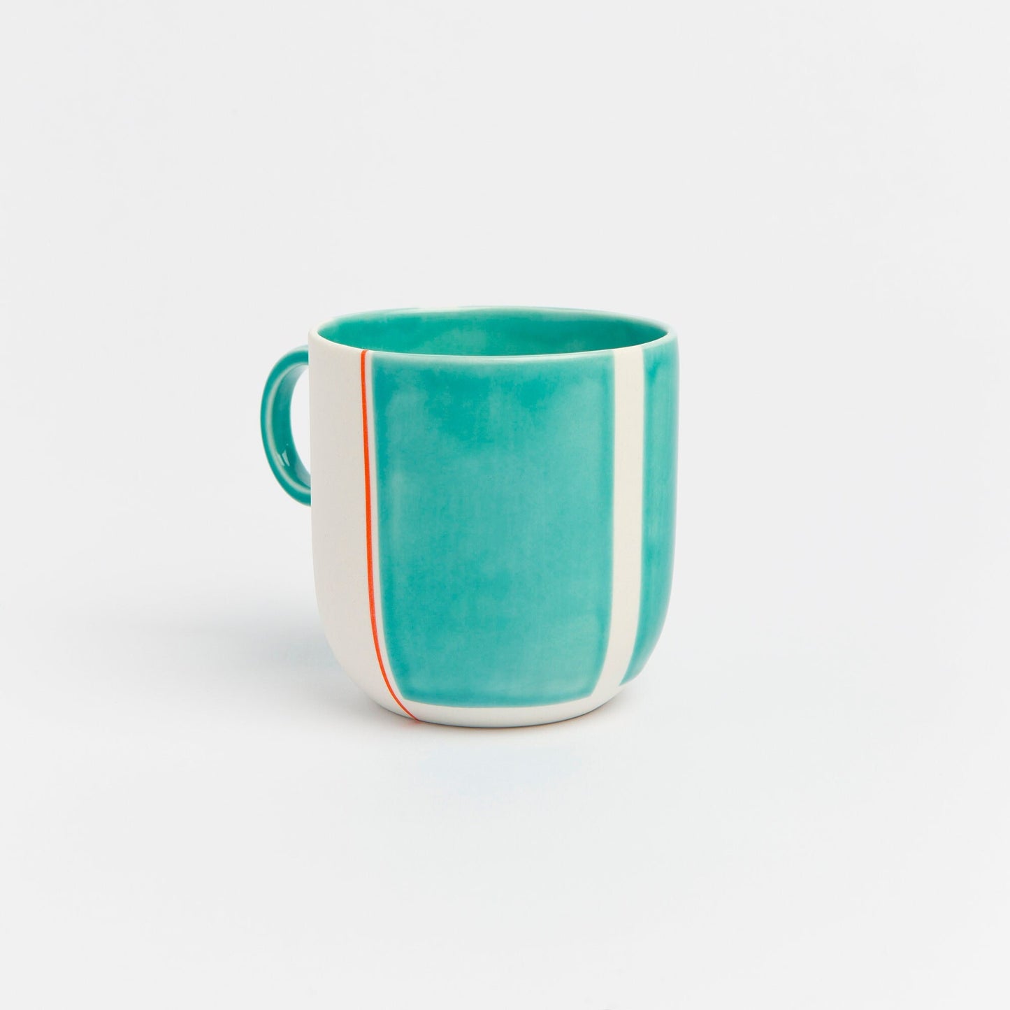 Modern Porcelain Tea Cup Artisan Porcelain Pottery Cup Perfect Gift for Coffee Lovers Elegant Design for a Unique and Thoughtful Present